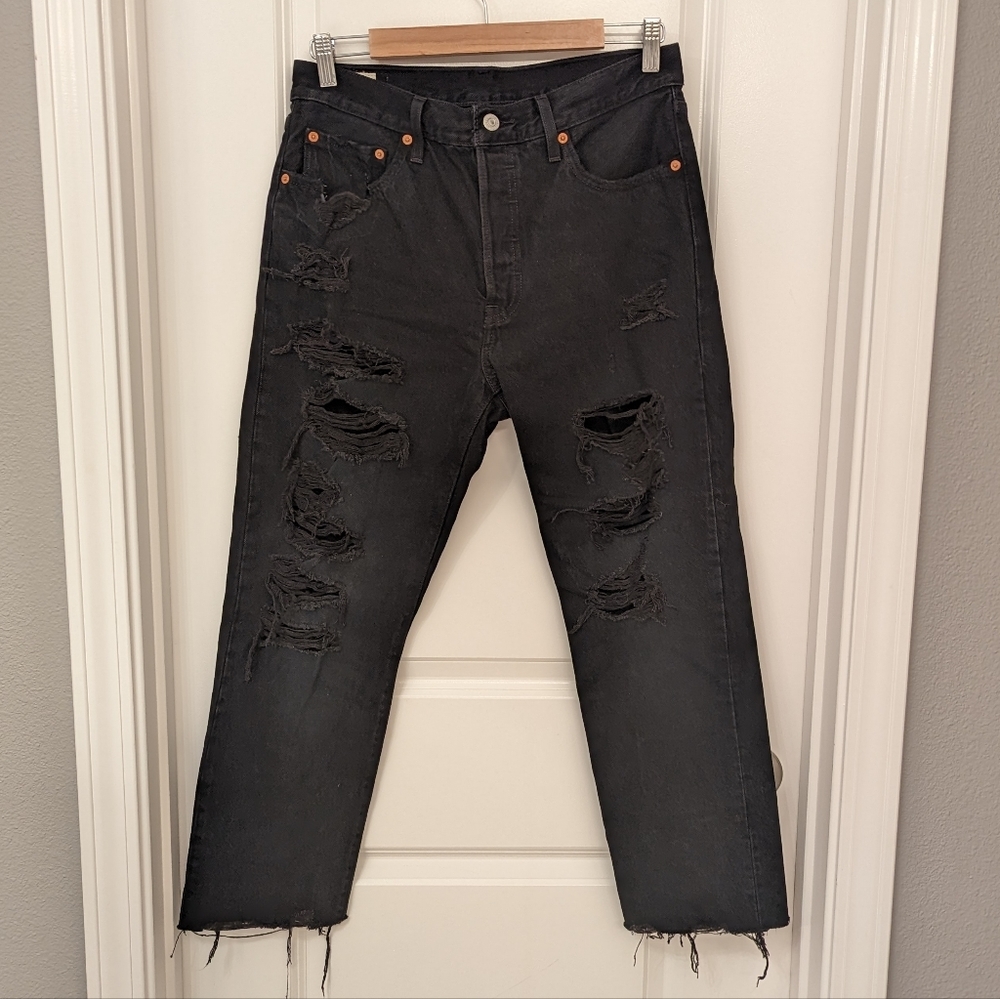Levi's Black Distressed Jeans